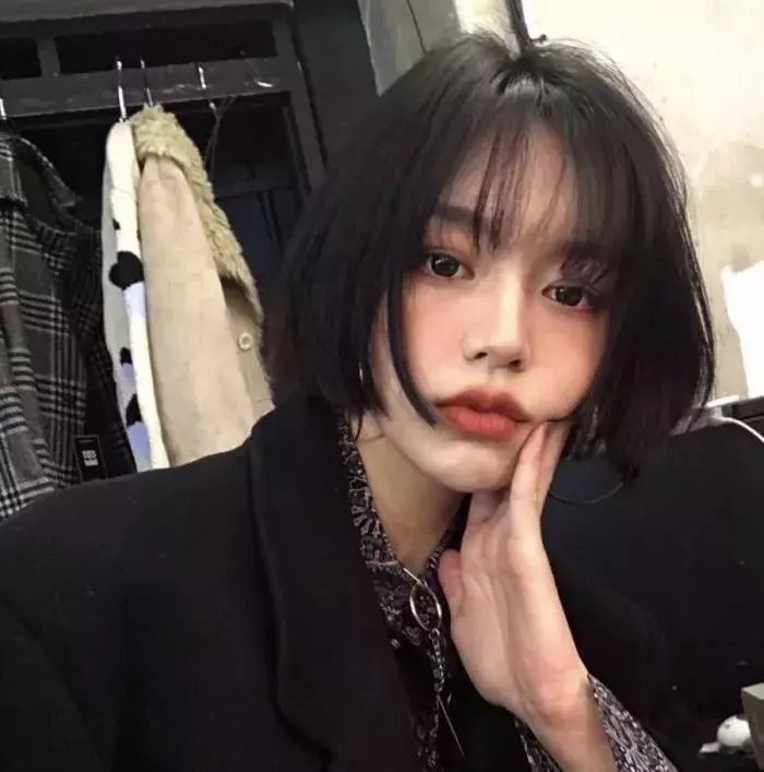 妓女。演员。皮条客